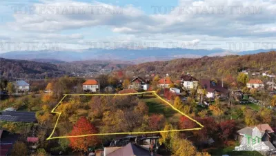 Teren intravilan Campulung - 2.957 mp cu livada, anexa si acces utilitati, Campulung-Muscel, zona Valea Ursului, 23â‚¬/mp, negociabil - Campulung-Muscel