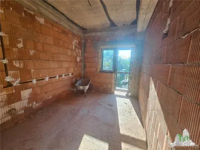 Apartament 3 camere bloc boutique metrou Gorjului - foto 2