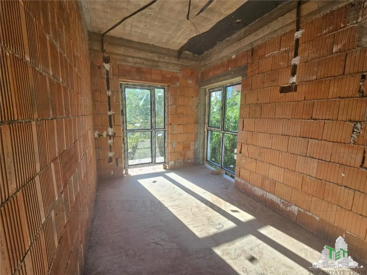 Apartament 3 camere bloc boutique metrou Gorjului - foto 5