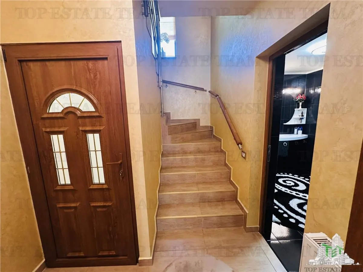 SUPER PROPRIETATE, vila 310 mp construiti, 1000 mp teren PADUREA ROSU - foto 16