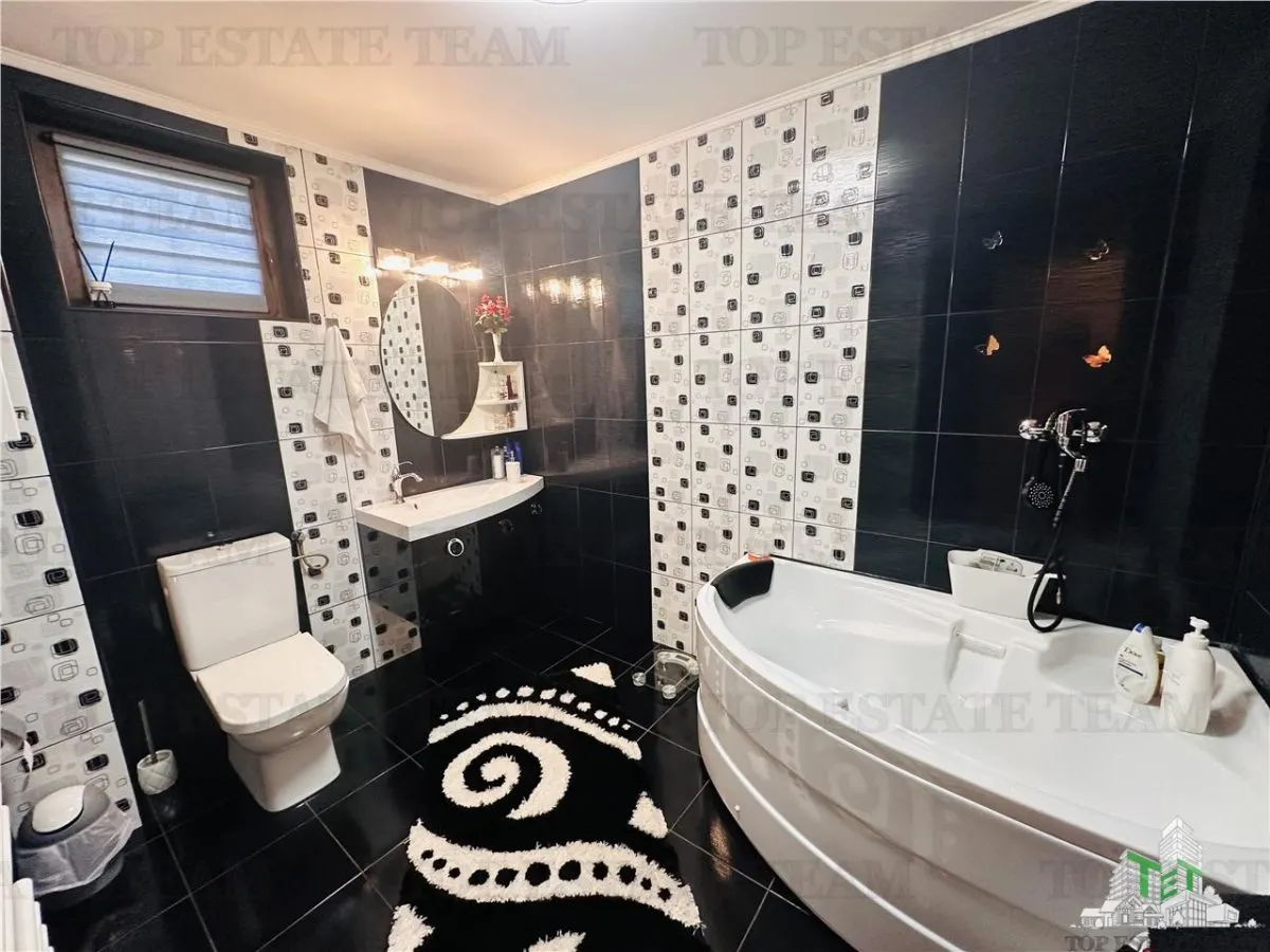 SUPER PROPRIETATE, vila 310 mp construiti, 1000 mp teren PADUREA ROSU - foto 17