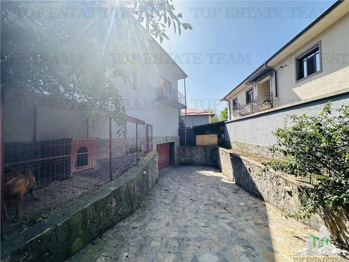 SUPER PROPRIETATE, vila 310 mp construiti, 1000 mp teren PADUREA ROSU - foto 7