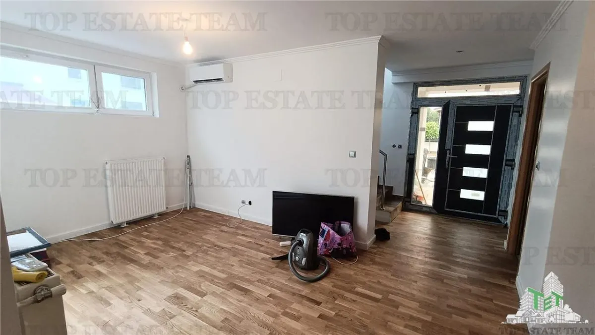 Casa de vanzare in Tunari - foto 1