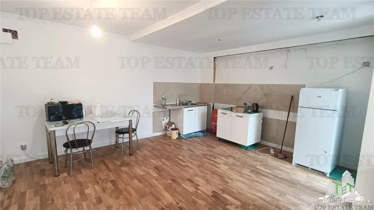Casa de vanzare in Tunari - foto 11