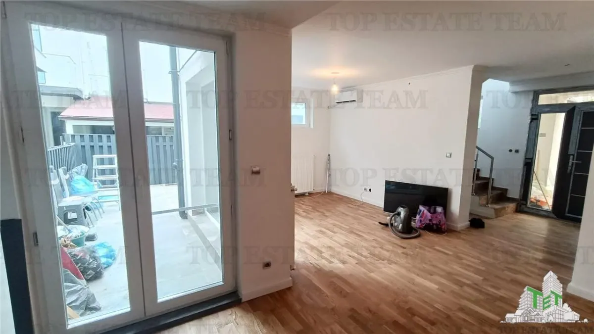 Casa de vanzare in Tunari - foto 3