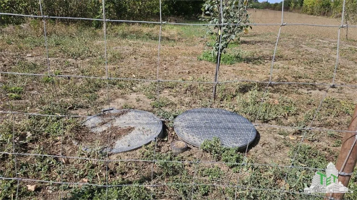 Teren stradal si intravilan 2431mp, P+1E+Pod,Magurele, Ilfov - foto 2