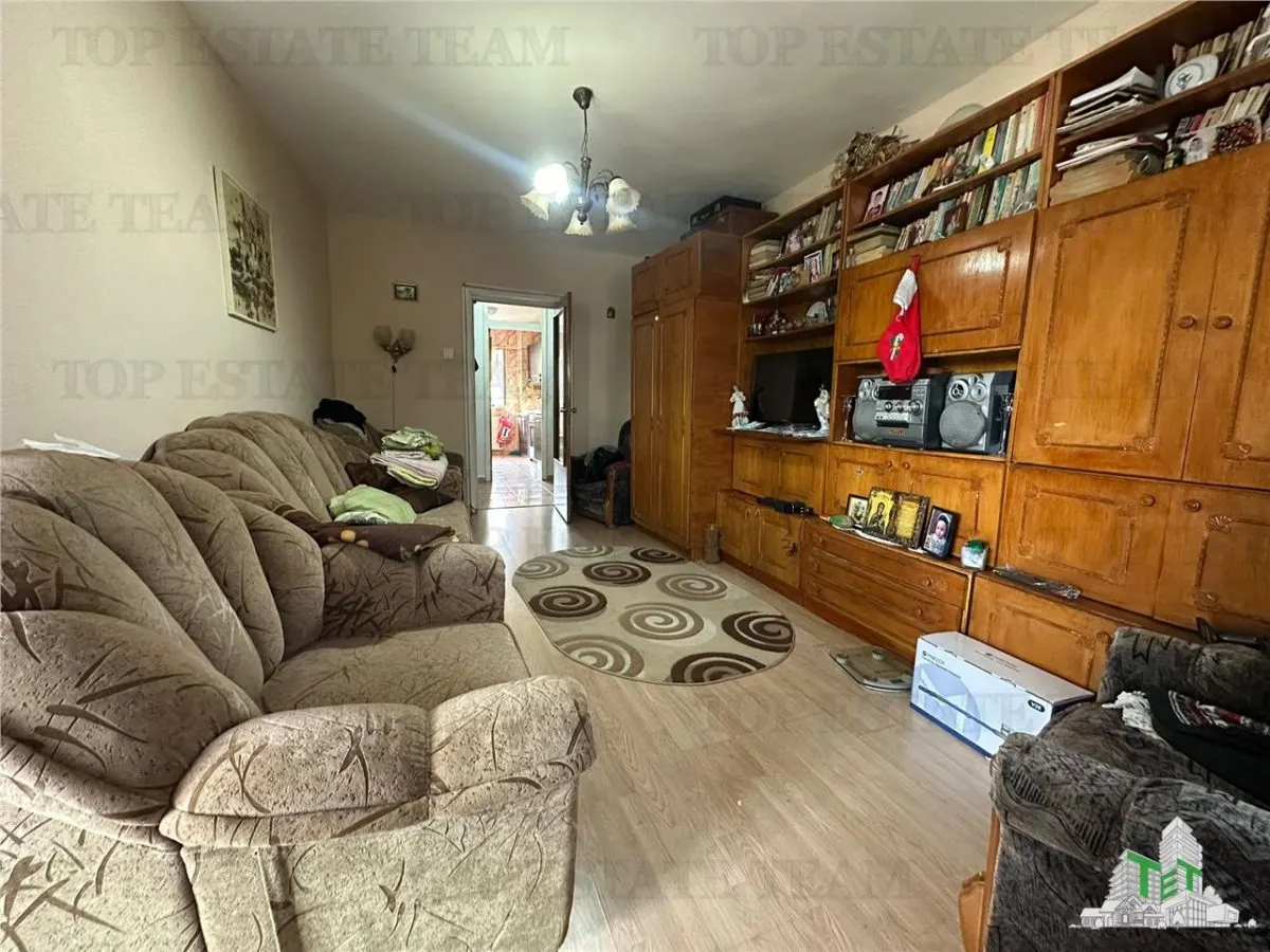 Apartament 3 camere de vanzare langa metrou zona Aviatiei Bucuresti - foto 1