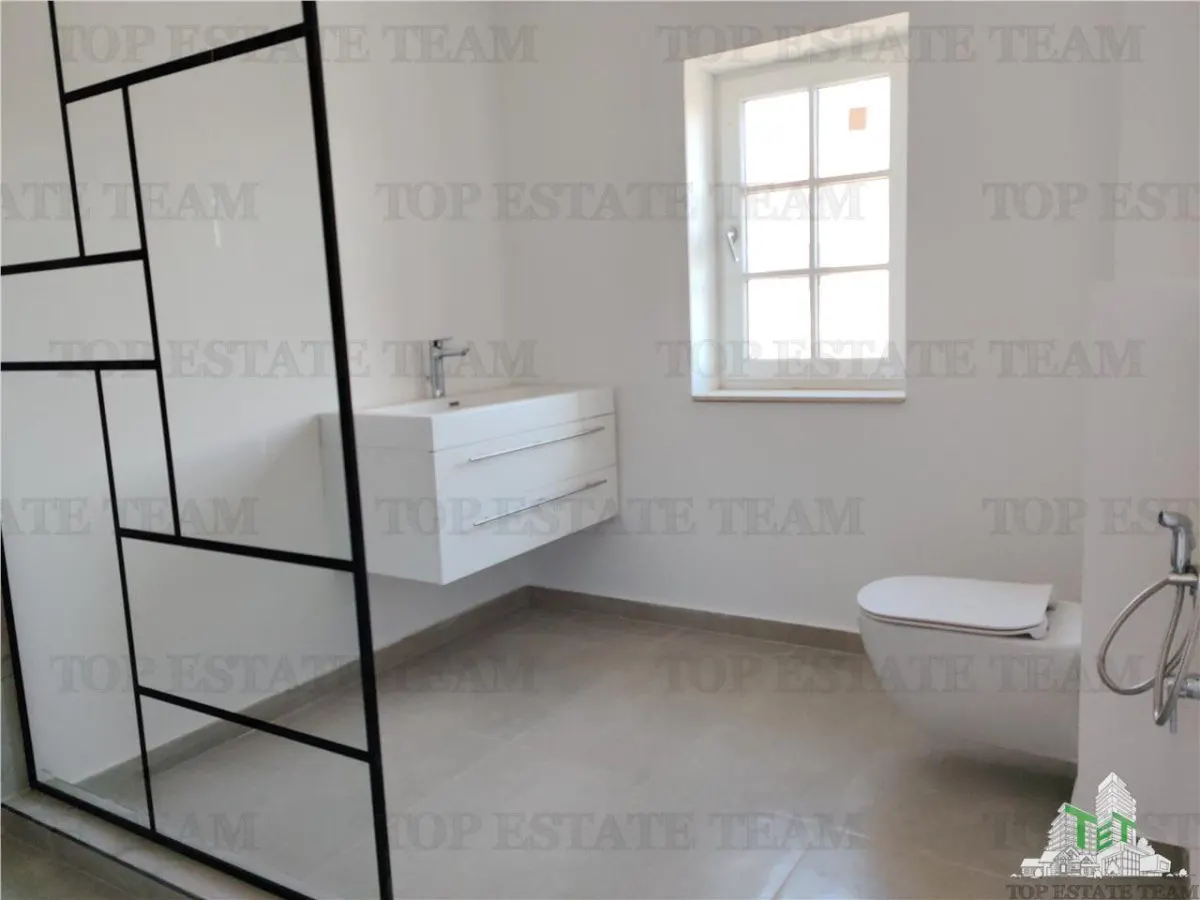 Casa moderna si eleganta - Teren 700mp - foto 12