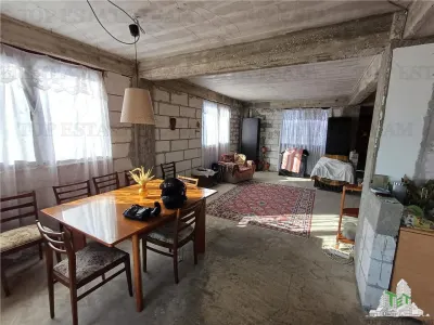 Vila cu 3 Camere si teren de 700 mp de vanzare in Frumusani - foto 8