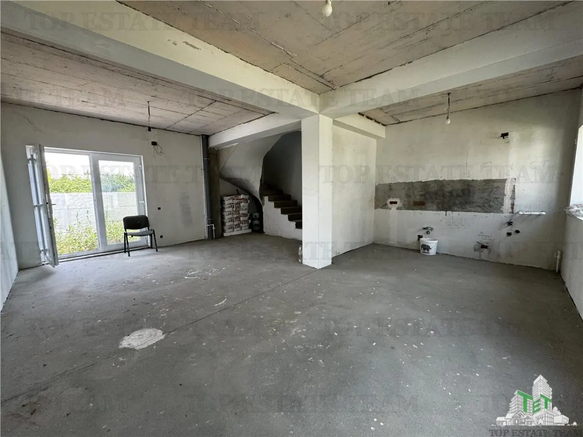 Casa individuala la intrare in Mogosoaia perfecta pentru familia ta - foto 4