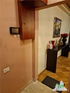 Apartament de vanzare Eminescu, parter bloc,  70 mpu , zona centrala, cabinet stomatologic - foto 5