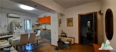 Vanzare apartament 3 camere in Vila Pajura - foto 4