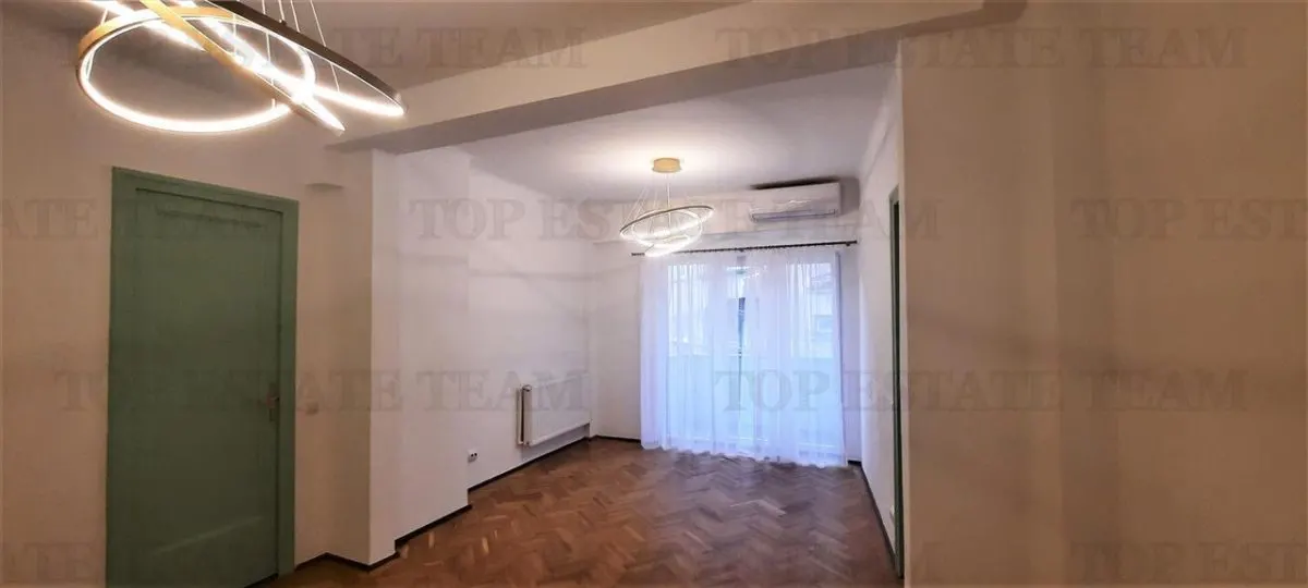 Vanzare apartament 2 camere, 84 mp utili, in zona Piata Victoriei - foto 1