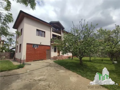 Vila Individuala cu Garaj - P+1+M- 652mp teren, pretabila gradinita, after school, str 1 Mai Otopeni - Otopeni