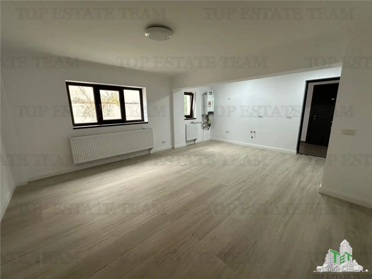 Apartament 2 camere si curte de vanzare Damaroaia - foto 1