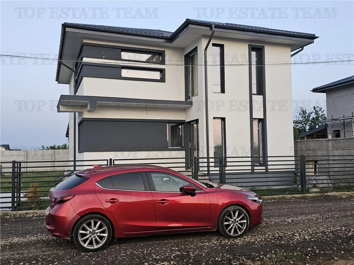 Vila lux 4 camere incalzire pardoseala cu terasa mare langa Soseaua de Centura - foto 1