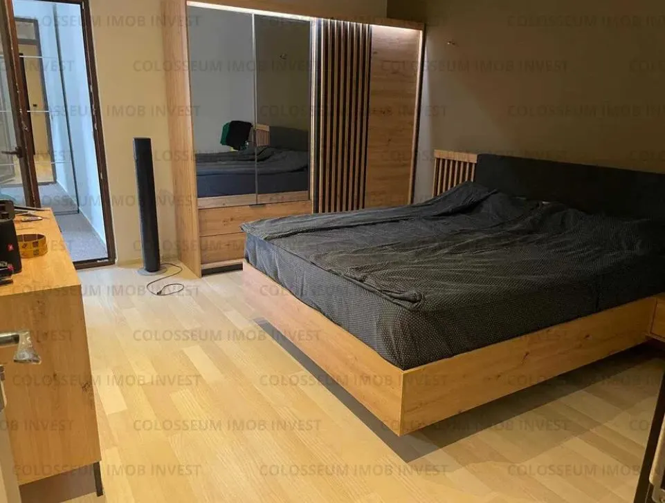 Apartament 4 camere, decomandat - zona Tractorul - foto 3