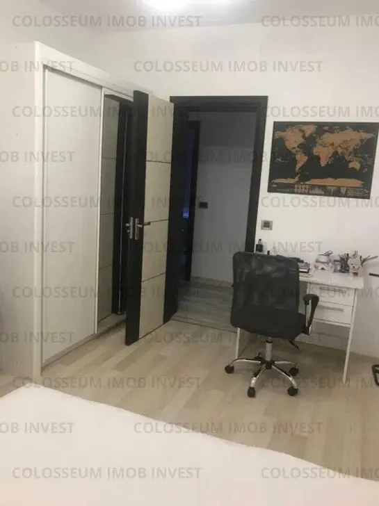 Apartament 4 camere, decomandat - zona Tractorul - foto 6