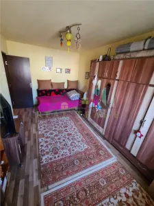 Apartament 2 camere decomandat Astra Carpatilor - foto 4