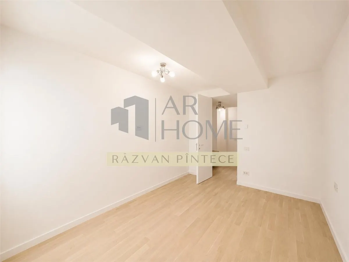 Apartament 4 camere partial sau mobilat complet ultracentral Ploiesti - foto 12