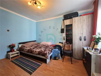 Garsoniera decomandata, Noua, Brasov - foto 4