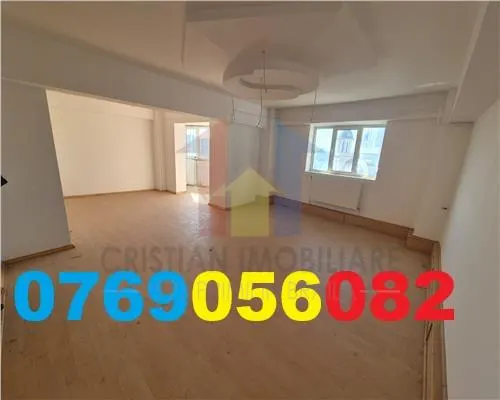 Apartament 4 camere, bloc cu lift, Bariera-Catedrala - foto 1