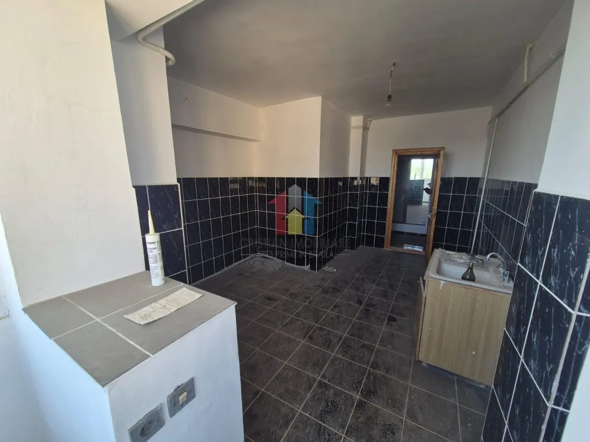Apartament 4 camere, bloc cu lift, Bariera-Catedrala - foto 7