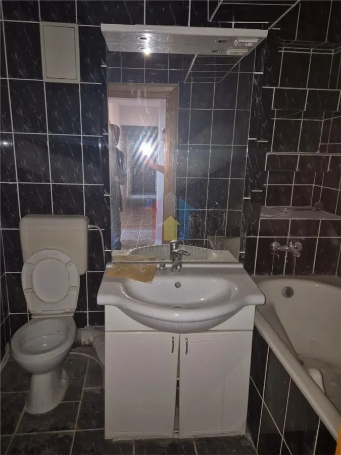 Apartament 4 camere, bloc cu lift, Bariera-Catedrala - foto 9