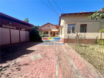 Vanzare casa 4 camere in Ploiesti, zona ultracentrala - Ploiesti