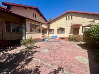 Vanzare casa 4 camere in Ploiesti, zona ultracentrala - foto 4