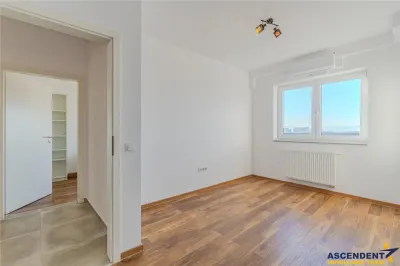 FILM&3D! Penthouse spatios,luminos,terasa generoasa,Maurer,Tractorul,Brasov. - foto 15