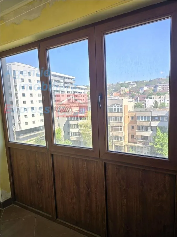 Apartament tip penthouse, 3 camere, Semicentral - foto 8