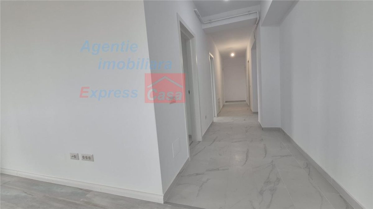Apartament tip penthouse, 3 camere, Semicentral - foto 10