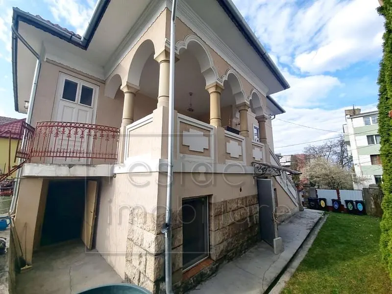 Casa 5 camere, Andrei Muresanu+Curte 800 mp - foto 2