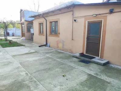 Casa Pretabila 2 familii, teren 1046 mp, toate utilitatile, Cazasu - foto 4