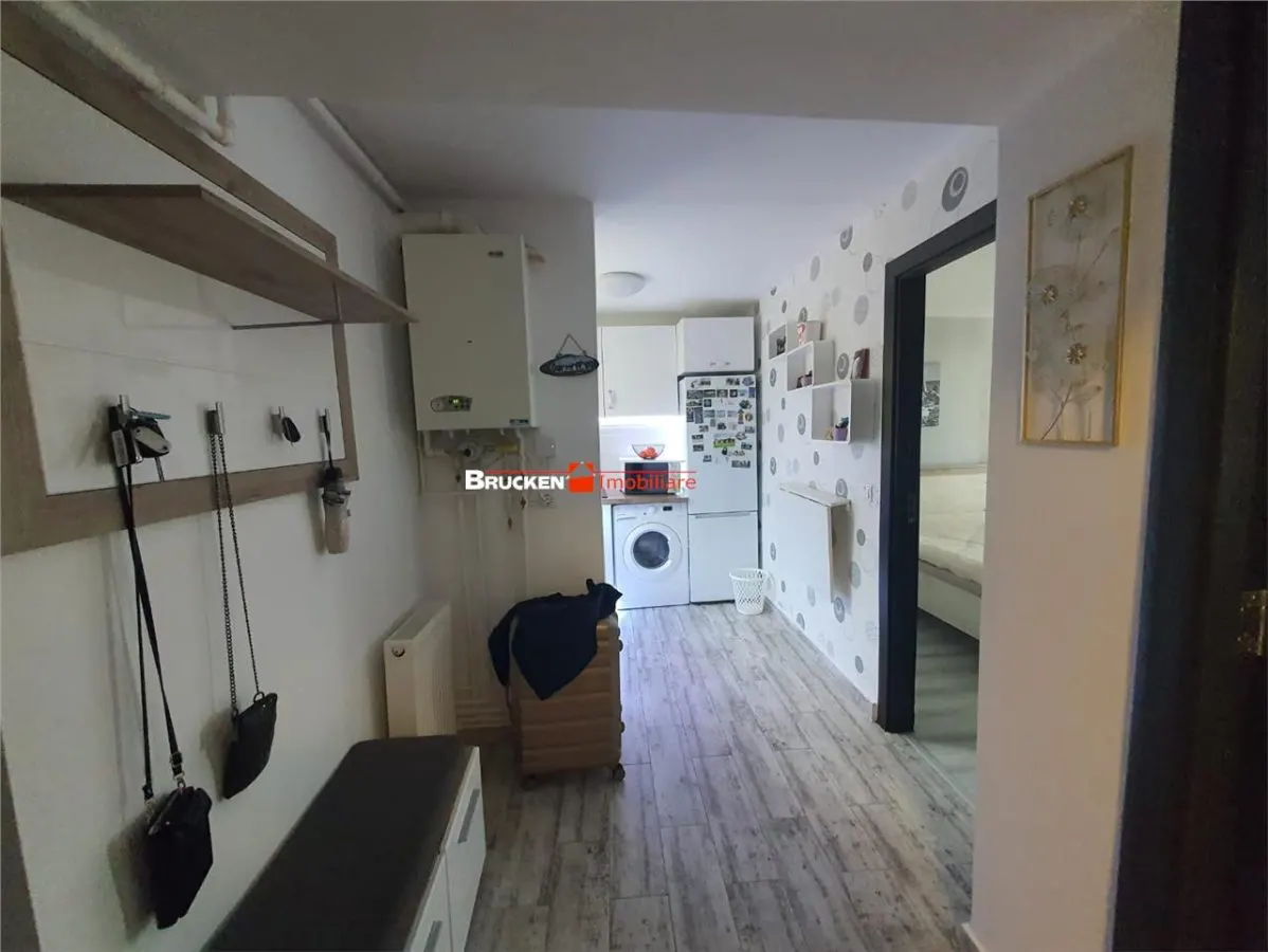 Apartament cu 2 camere de vanzare - foto 11