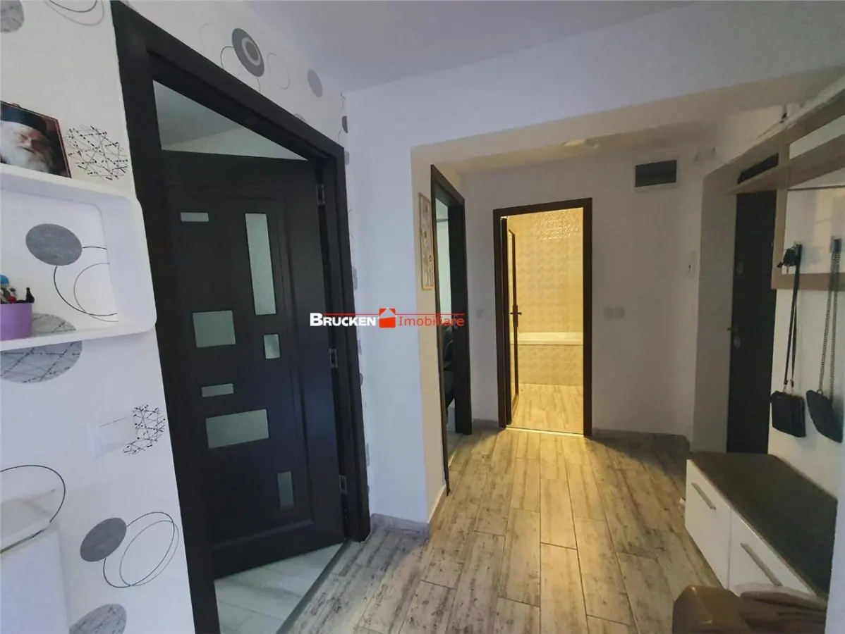 Apartament cu 2 camere de vanzare - foto 12