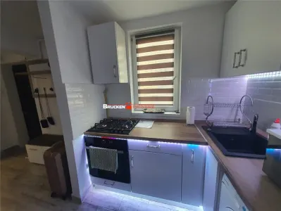 Apartament cu 2 camere de vanzare - foto 9