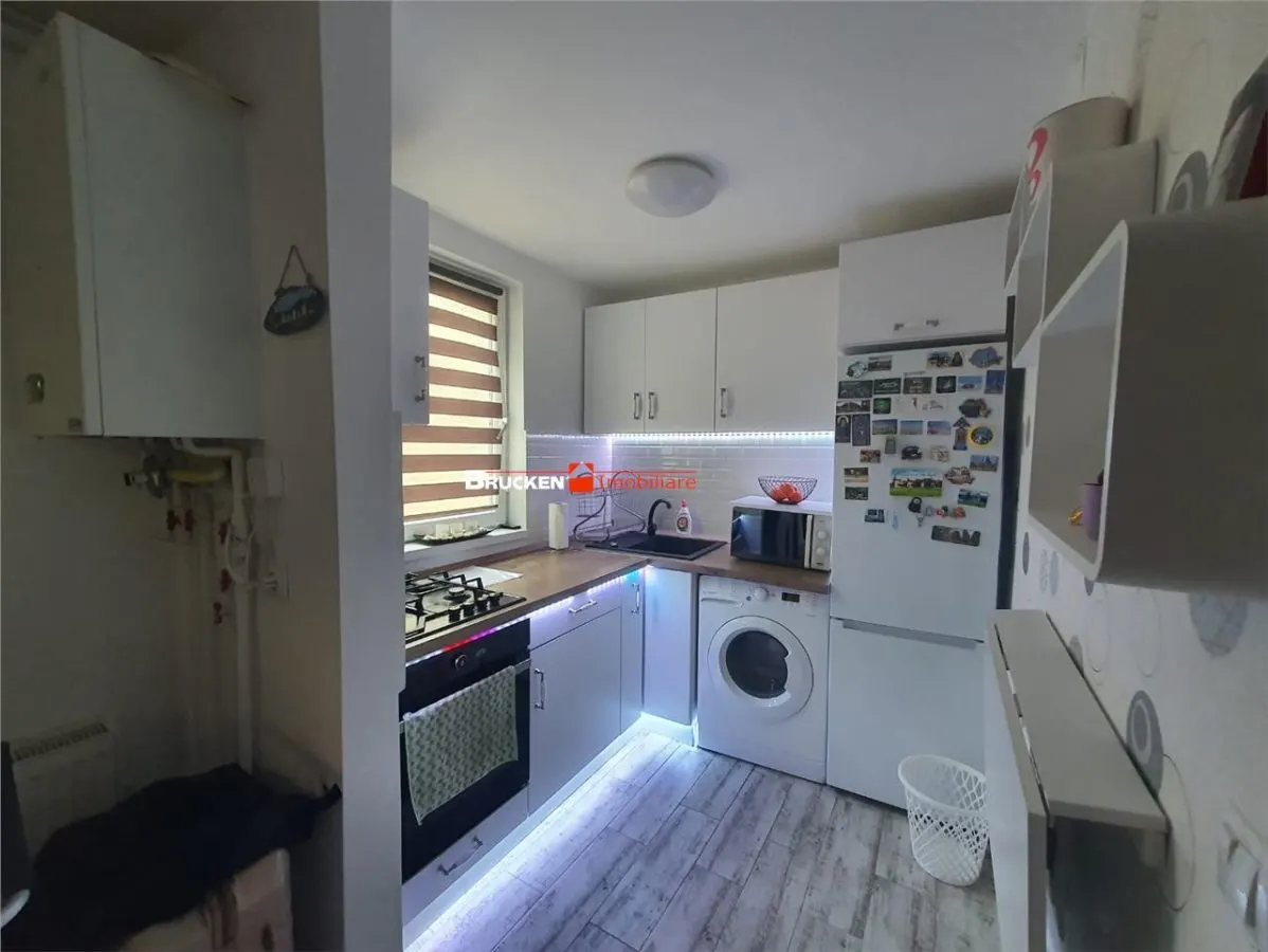 Apartament cu 2 camere de vanzare - foto 10