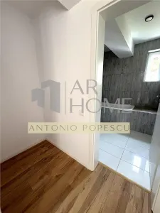 Penthouse 2 camere, parcare proprie, Ploiesti, zona Cantacuzino. - foto 13