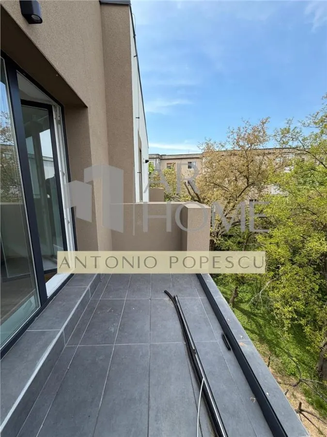 Penthouse 2 camere, parcare proprie, Ploiesti, zona Cantacuzino. - foto 16