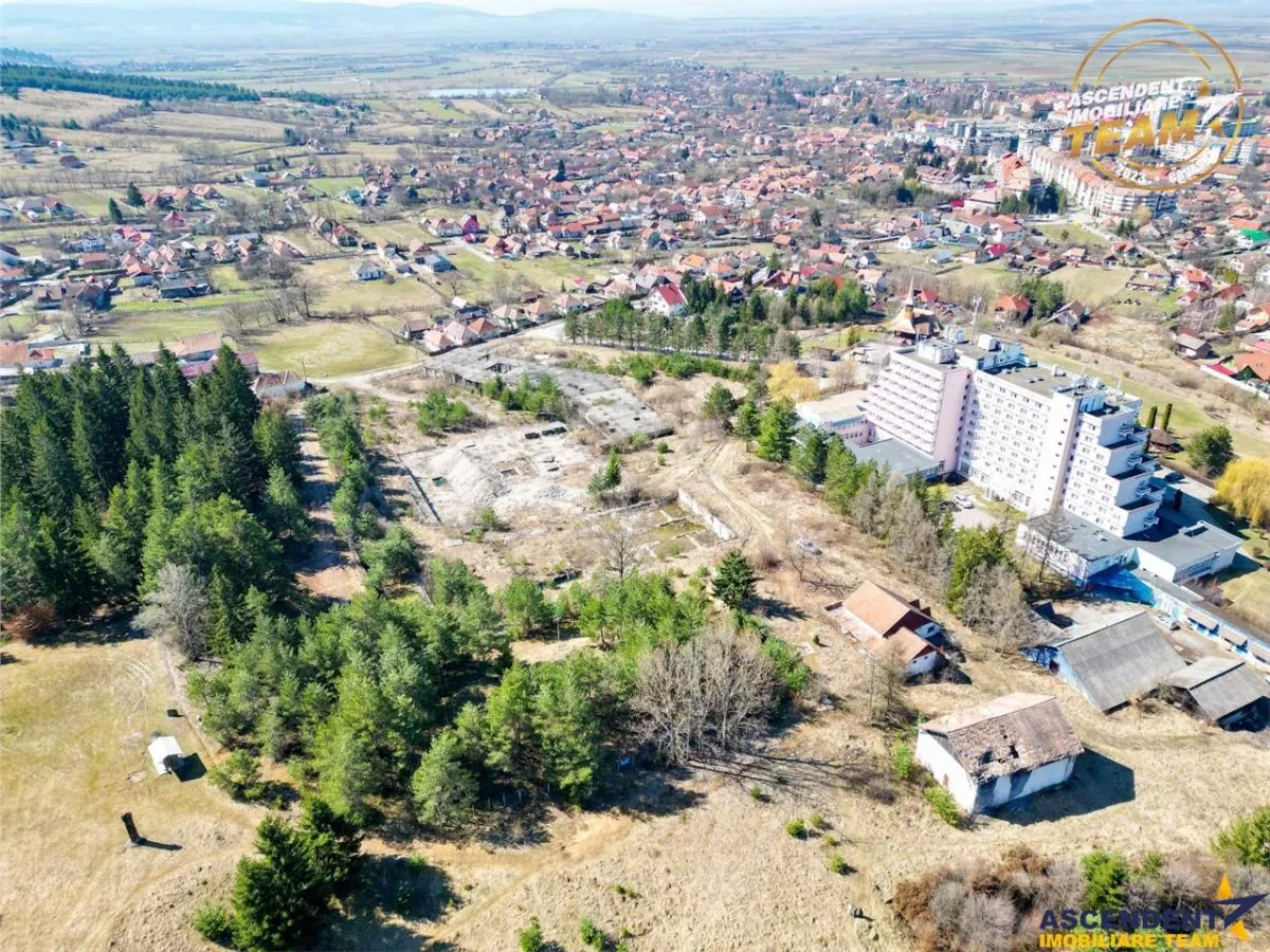 Proiect investitional/rezidential/aparthotel: 20.000mp teren, in inima statiunii Covasna - foto 12