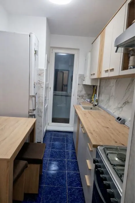Apartament 3 camere decomandat Astra- Carpatilor - foto 6
