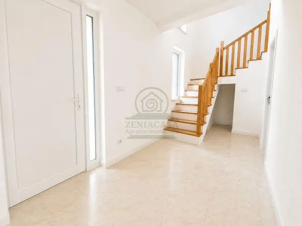 Casă 4 camere Miroslava - poza 8