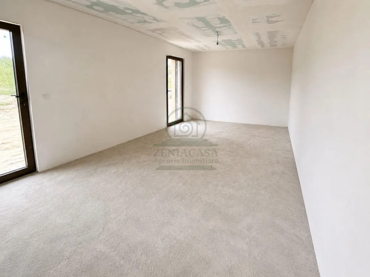 Casa 4 camere Voinesti Iasi, centru - foto 3