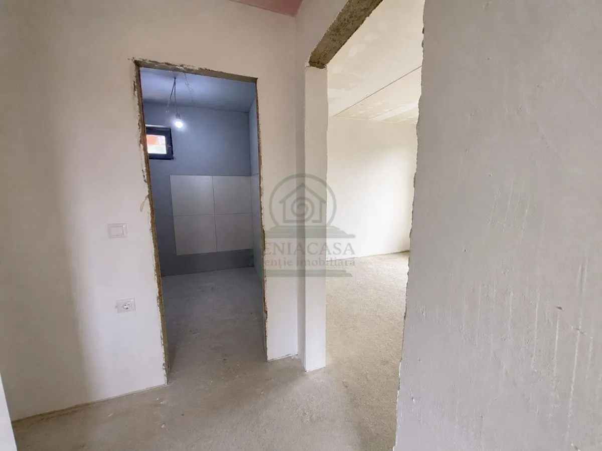 Casa 4 camere Voinesti Iasi, centru - foto 7