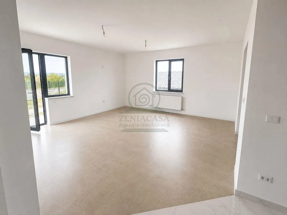 Casa 3 camere Miroslava Ciurbesti, 510 mp teren ! 120.000 euro - foto 4