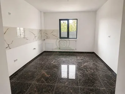 Casa 3 camere Miroslava Ciurbesti, 510 mp teren ! 120.000 euro - foto 7