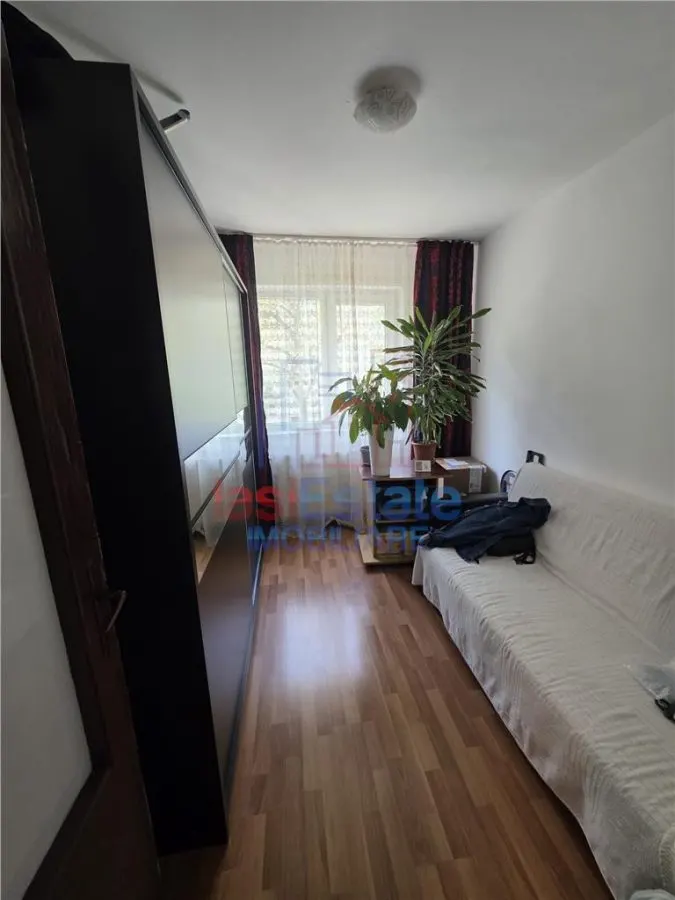 Apartament 3 camere Dacia - foto 3
