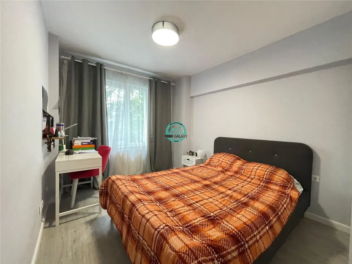 Inchiriez apartament cu 4 camere modern mobilat in 7 Noiembrie ! - foto 6